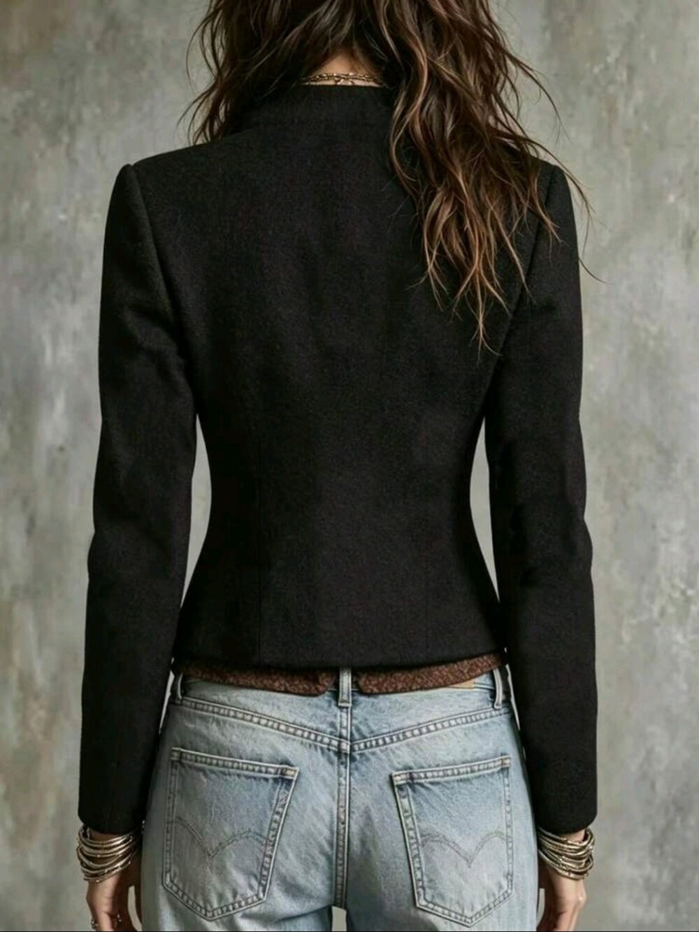 Women's Minimalist Solid Color Overcoat - Picture 2 of 4